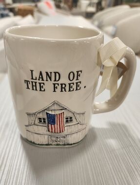 Rae Dunn "LAND OF THE FREE" Patriotic Mug - NEW